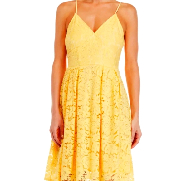 Suzy Shier Dresses & Skirts - New Yellow Lace Sweetheart Neck Spaghetti Strap Dress